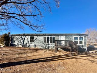 7615 E Creekside Drive, Flagstaff, AZ 86004