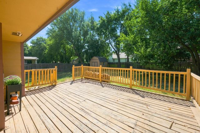 11727 W Rolling Hills Street, Wichita, KS 67212