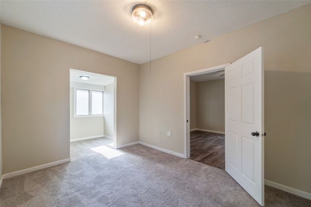 2336 E 13th Street, Des Moines, IA 50316