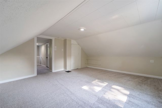 2336 E 13th Street, Des Moines, IA 50316