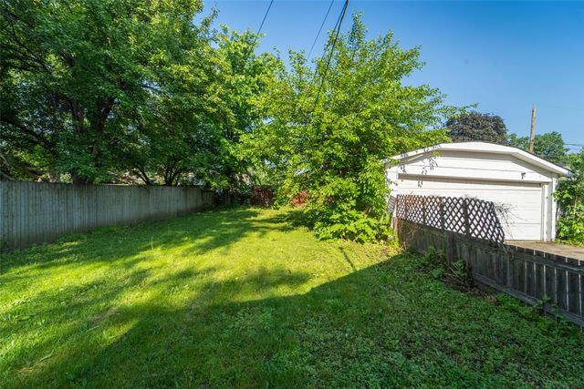 2336 E 13th Street, Des Moines, IA 50316