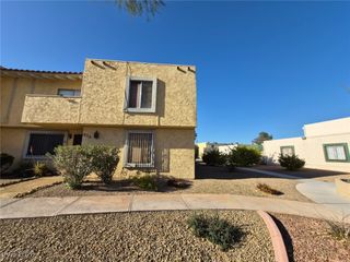 414 Pecos Way, Las Vegas, NV 89121