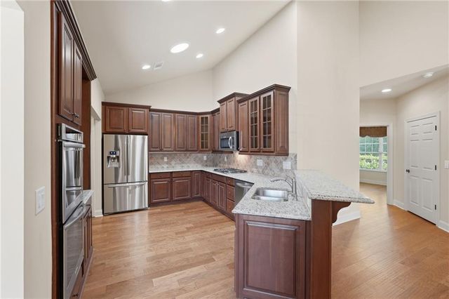 4204 Lanier Ridge Walk 503, Cumming, GA 30041