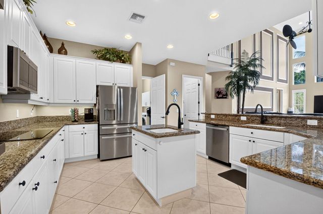 11554 Knightsbridge Place, Wellington, FL 33449