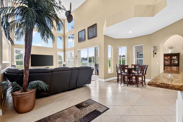 11554 Knightsbridge Place, Wellington, FL 33449