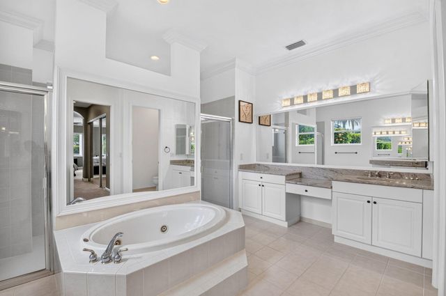 11554 Knightsbridge Place, Wellington, FL 33449