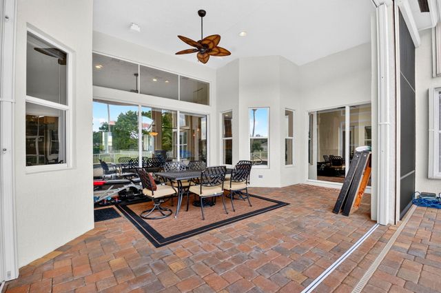 11554 Knightsbridge Place, Wellington, FL 33449