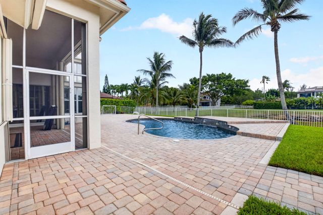 11554 Knightsbridge Place, Wellington, FL 33449