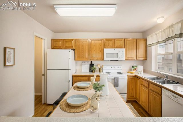 3272 Capstan Way, Colorado Springs, CO 80906