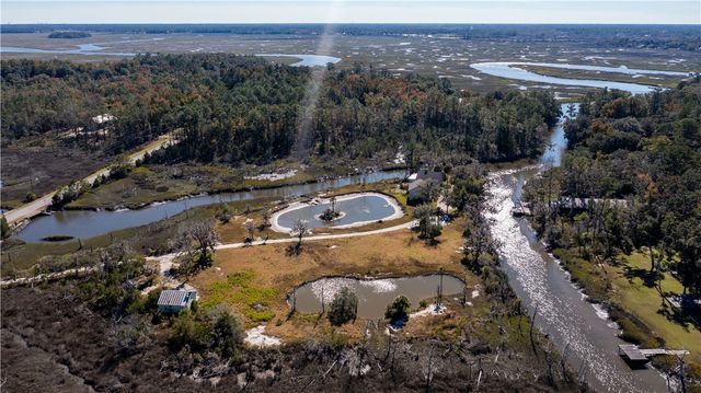 104 SHEFFIELD ISLAND Road, Woodbine, GA 31569