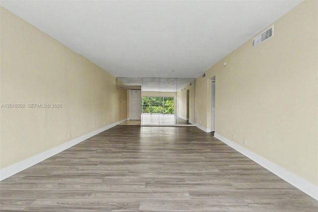 3250 N Palm Aire Dr 406, Pompano Beach, FL 33069
