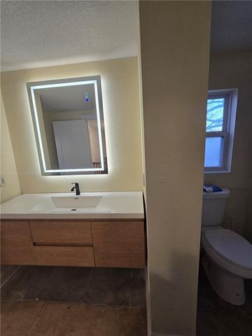 5836 Michigan Avenue, Kansas City, MO 64130