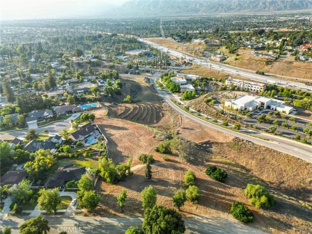 221 E Sunset North, Redlands, CA 92373