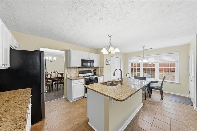 3039 Langley Close NW, Kennesaw, GA 30144