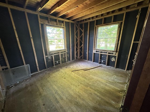 16121 Three Oaks Road, Three Oaks, MI 49128