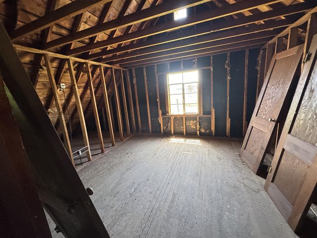 16121 Three Oaks Road, Three Oaks, MI 49128