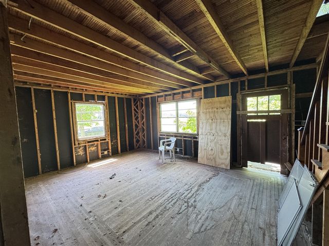16121 Three Oaks Road, Three Oaks, MI 49128
