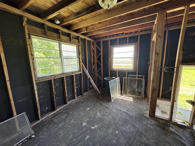 16121 Three Oaks Road, Three Oaks, MI 49128