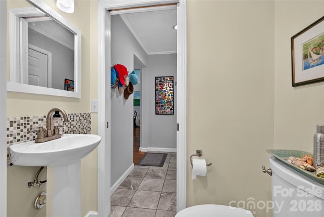 42 Timothy Lane, Candler, NC 28715