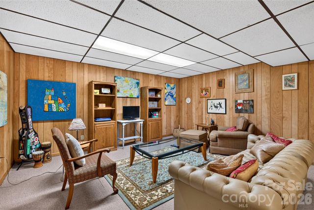 42 Timothy Lane, Candler, NC 28715