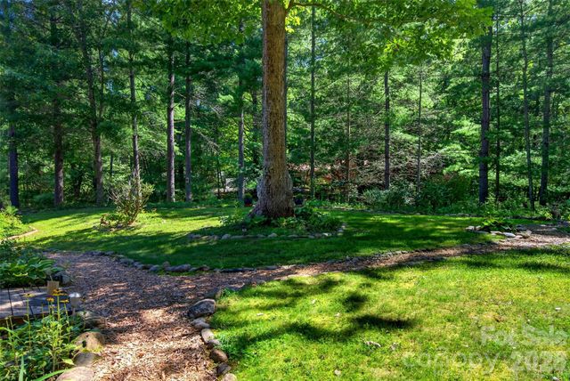 42 Timothy Lane, Candler, NC 28715