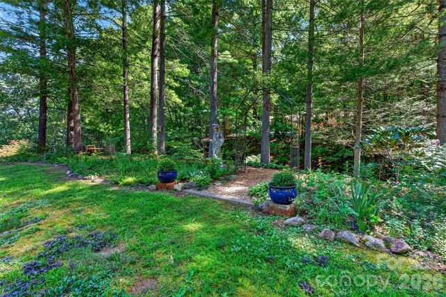 42 Timothy Lane, Candler, NC 28715