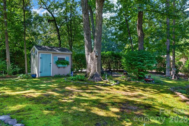 42 Timothy Lane, Candler, NC 28715