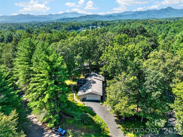 42 Timothy Lane, Candler, NC 28715
