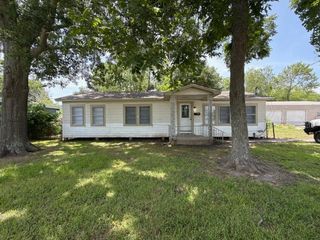 612 Ross Street, La Marque, TX 77568