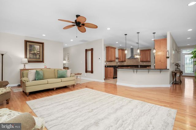 11530 COUNTRY CLUB DR, Berlin, MD 21811