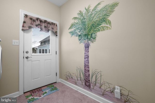 11530 COUNTRY CLUB DR, Berlin, MD 21811