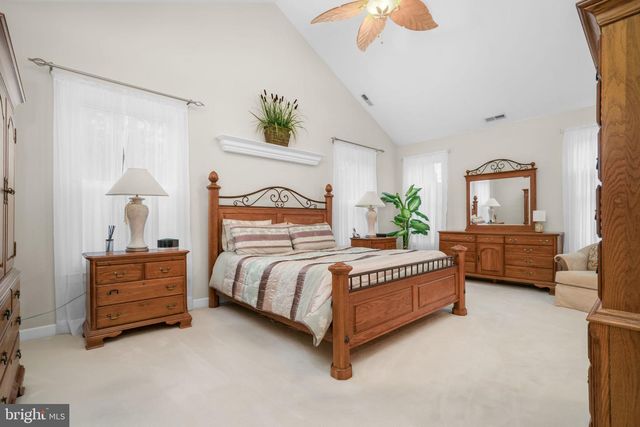 11530 COUNTRY CLUB DR, Berlin, MD 21811