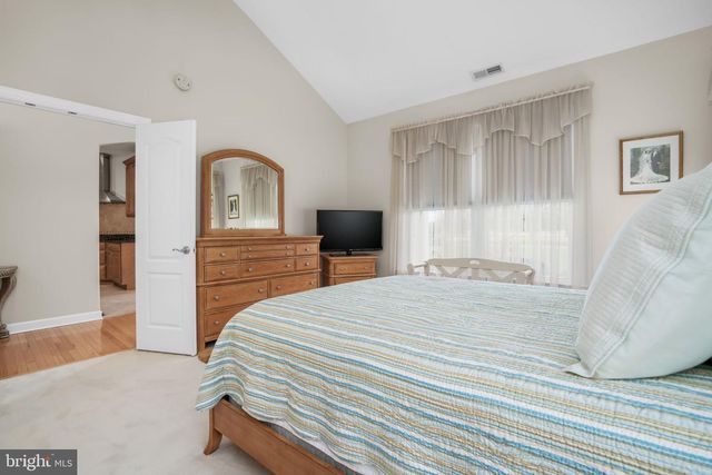 11530 COUNTRY CLUB DR, Berlin, MD 21811