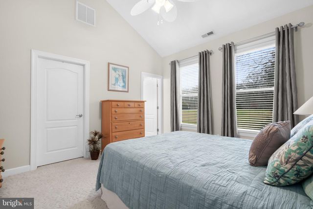 11530 COUNTRY CLUB DR, Berlin, MD 21811