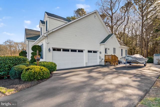 11530 COUNTRY CLUB DR, Berlin, MD 21811