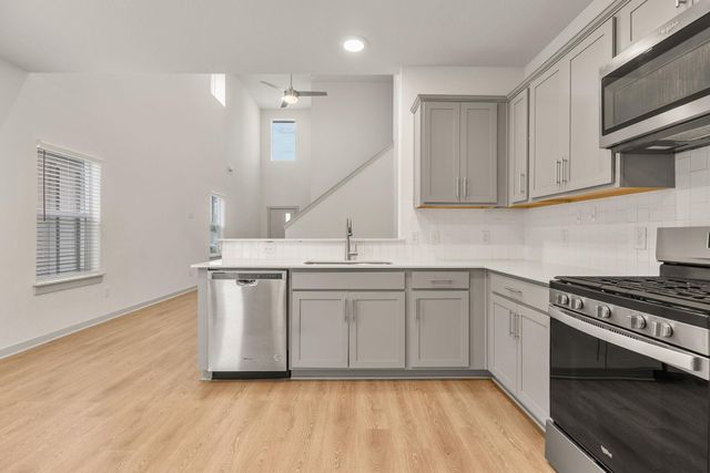 117 New Hampton WAY, San Marcos, TX 78666
