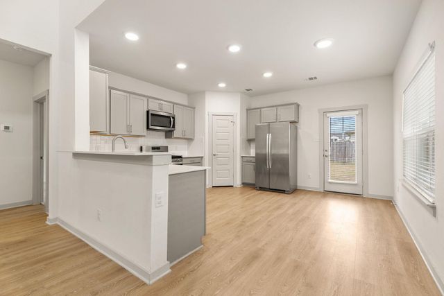 117 New Hampton WAY, San Marcos, TX 78666