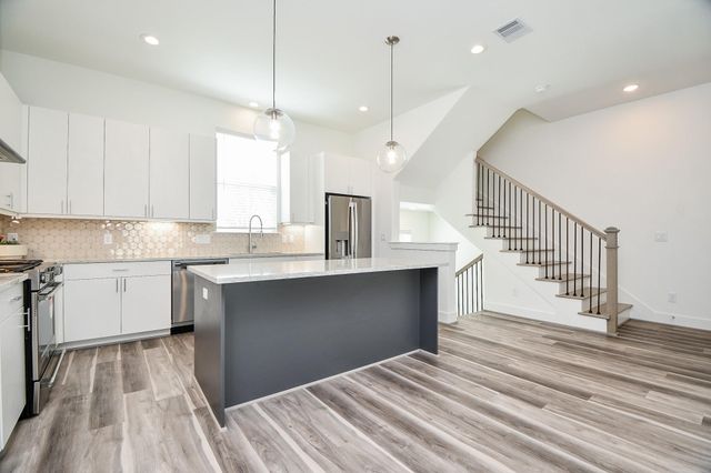 11119 Savannah Woods Lane, Houston, TX 77043