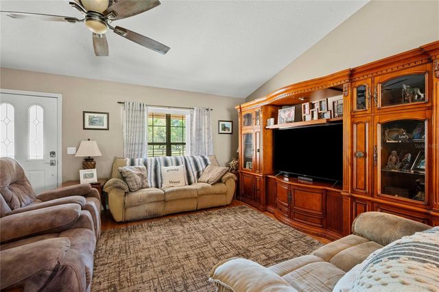 28445 DARBY ROAD, Dade City, FL 33525