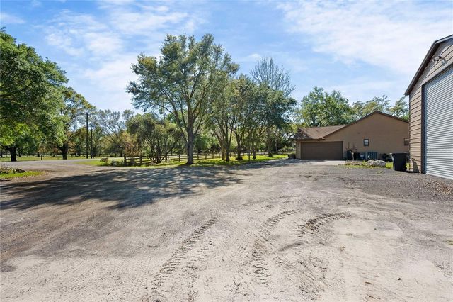 28445 DARBY ROAD, Dade City, FL 33525