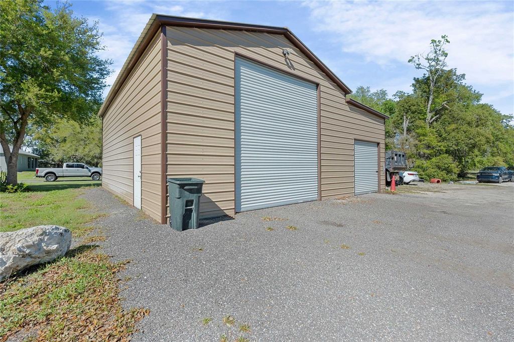 Image 24 of property listing at 28445 DARBY ROAD, Dade City, FL 33525