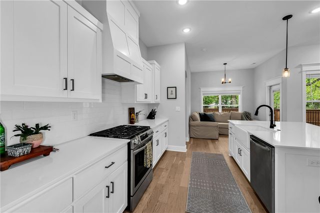 4101 Riverdale Drive, Fayetteville, AR 72701