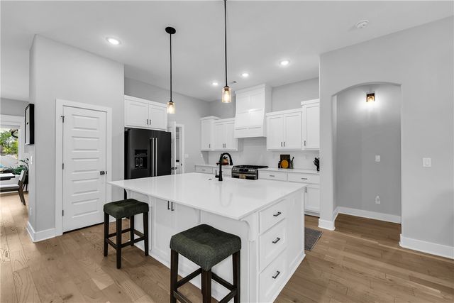 4101 Riverdale Drive, Fayetteville, AR 72701