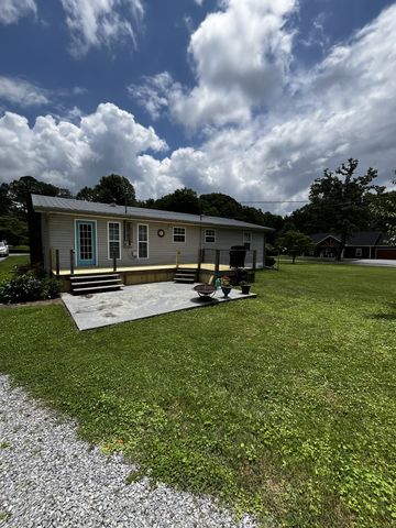 445 King St, Monteagle, TN 37356