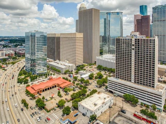 2016 Main Street 1203, Houston, TX 77002