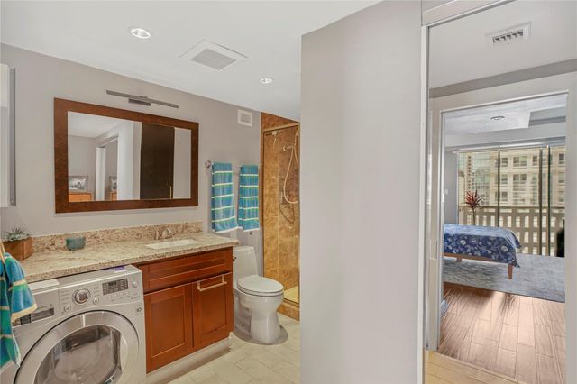 2016 Main Street 1203, Houston, TX 77002