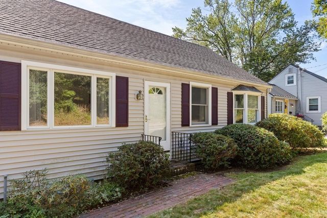 114 Conant St, Beverly, MA 01915