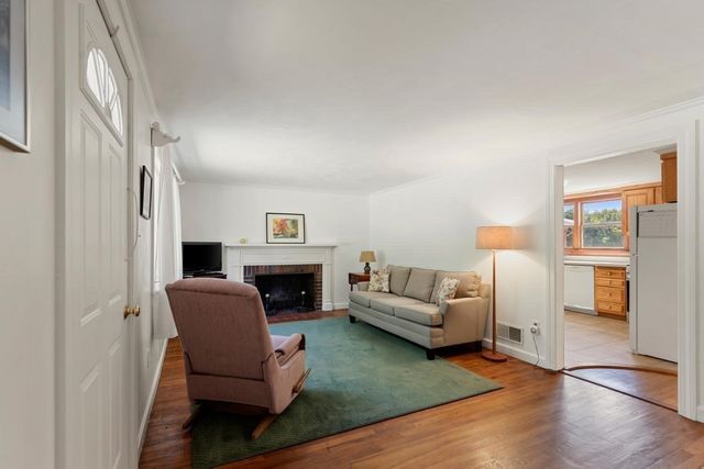 114 Conant St, Beverly, MA 01915