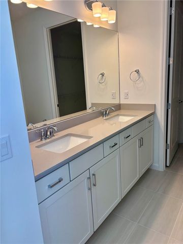 4427 Pinafore Street COMPASS 211, Vero Beach, FL 32967