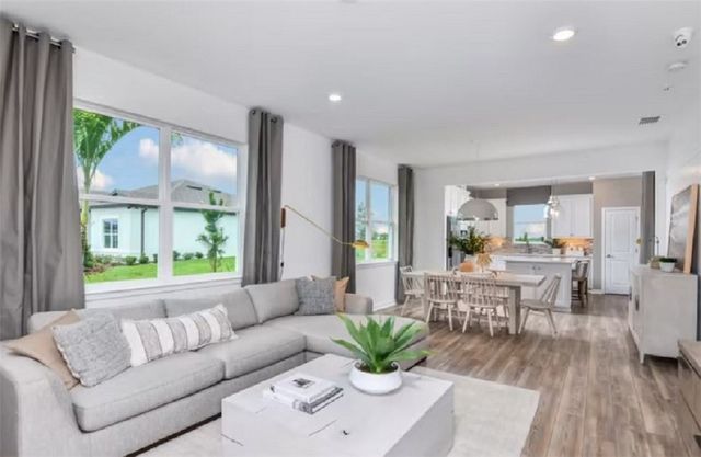 4427 Pinafore Street COMPASS 211, Vero Beach, FL 32967